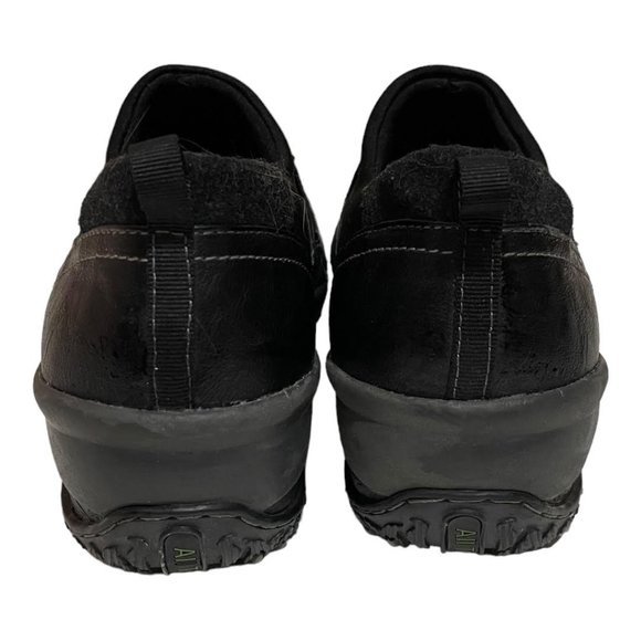 J-41 Jamboo Size 9 Vegan Leather All Terra Design Black Slip On Shoes - Picture 3 of 5